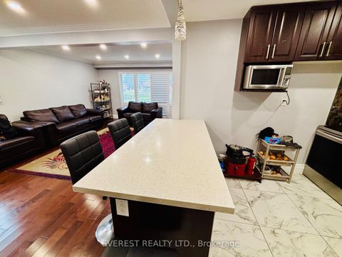 Photo 11 at 6 Maretta Avenue, Eglinton East, Toronto Photo 11 at 6 Maretta Avenue, Eglinton East, Toronto