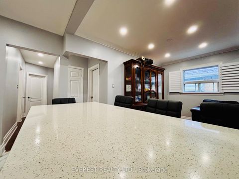 Photo 15 at 6 Maretta Avenue, Eglinton East, Toronto