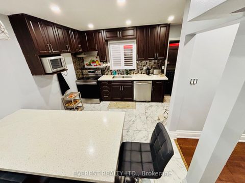 Photo 16 at 6 Maretta Avenue, Eglinton East, Toronto