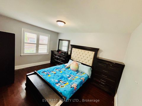 Photo 23 at 6 Maretta Avenue, Eglinton East, Toronto