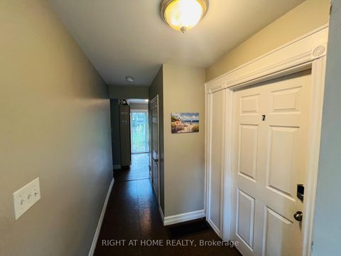 Photo 14 at 8 Gallacher Avenue, Oak Ridges, Richmond Hill Photo 14 at 8 Gallacher Avenue, Oak Ridges, Richmond Hill
