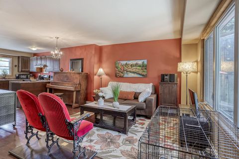 Photo 4 at 74 Crab Appleway, Donalda, Toronto