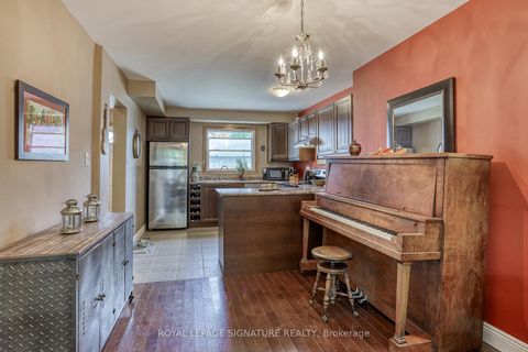 Photo 9 at 74 Crab Appleway, Donalda, Toronto