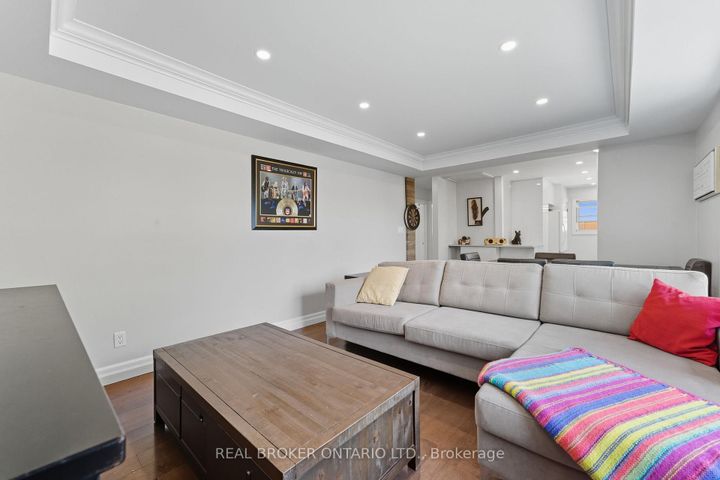 Photo 6 at 1314 Fisher Avenue, Mountainside, Burlington
