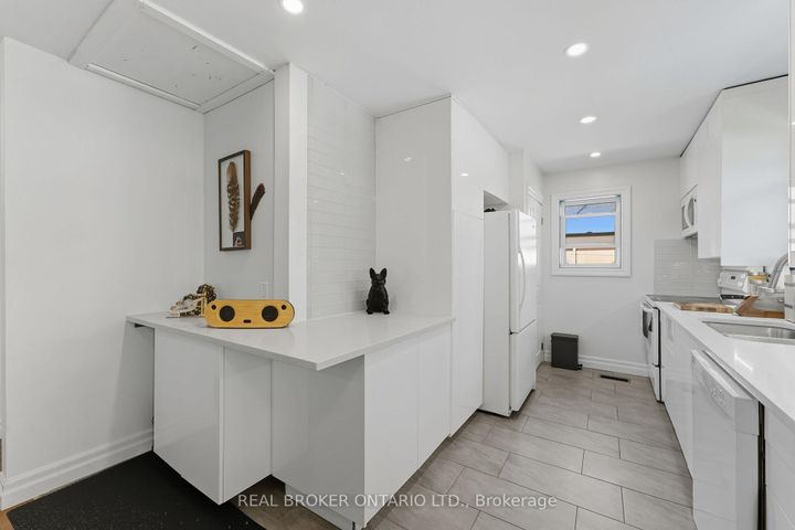 Photo 9 at 1314 Fisher Avenue, Mountainside, Burlington