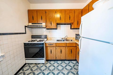 Photo 20 at 217 Gladstone Avenue, Little Portugal, Toronto