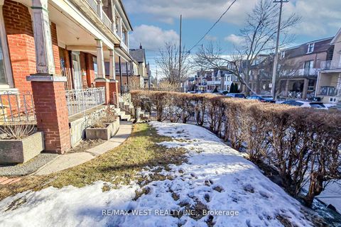 Photo 31 at 217 Gladstone Avenue, Little Portugal, Toronto