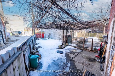 Photo 35 at 217 Gladstone Avenue, Little Portugal, Toronto