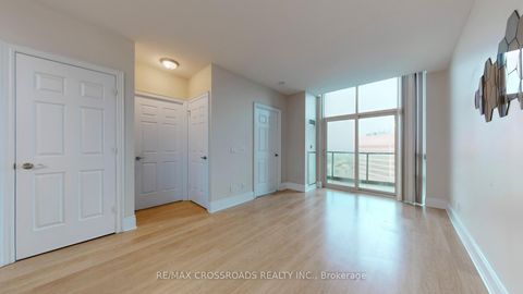 Photo 4 at Ph1 - 15 Greenview Avenue, Newtonbrook West, Toronto
