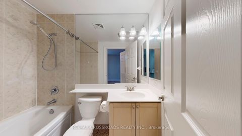 Photo 20 at Ph1 - 15 Greenview Avenue, Newtonbrook West, Toronto