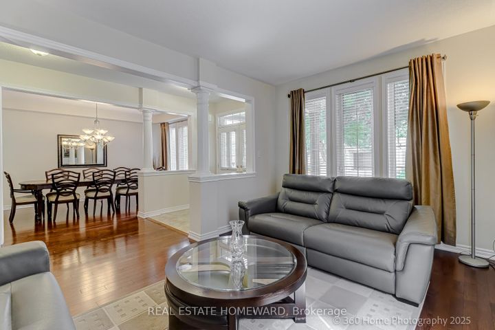 Photo 6 at 9 Tarmack Drive, Jefferson, Richmond Hill
