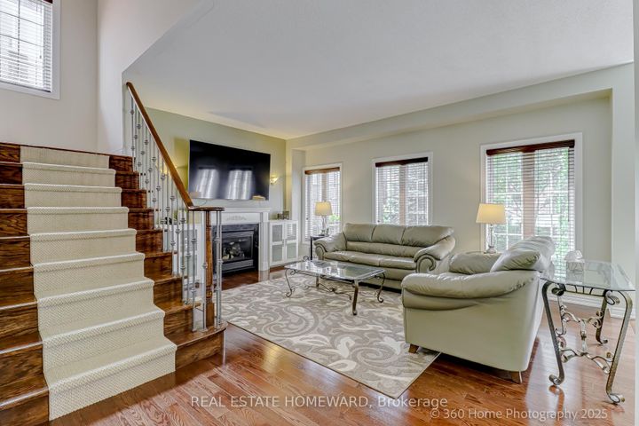 Photo 9 at 9 Tarmack Drive, Jefferson, Richmond Hill