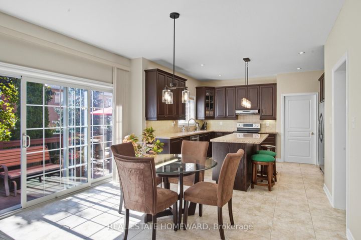 Photo 11 at 9 Tarmack Drive, Jefferson, Richmond Hill