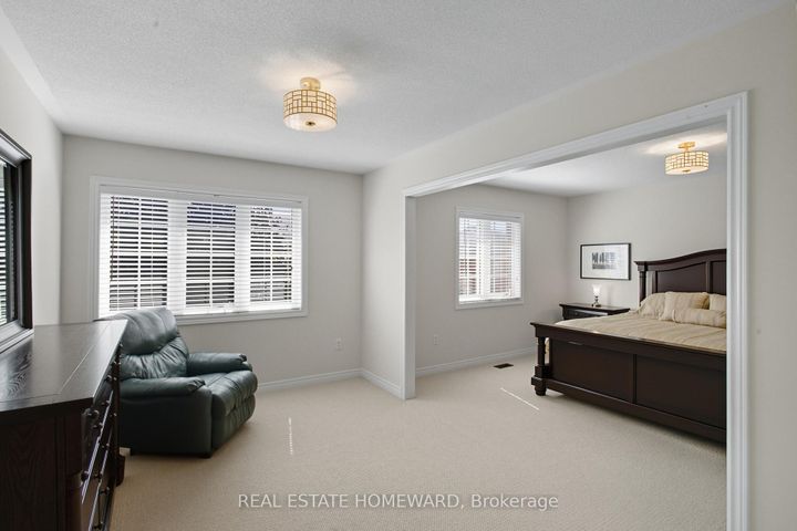 Photo 16 at 9 Tarmack Drive, Jefferson, Richmond Hill