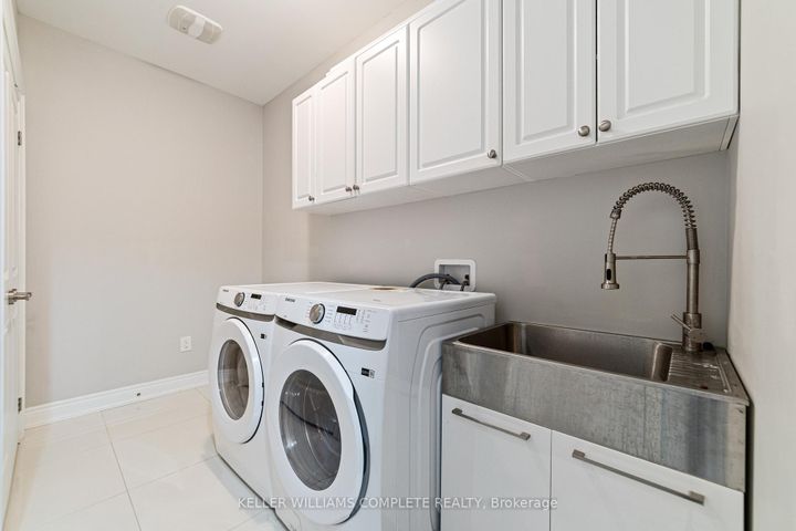 Photo 9 at 24 MACBEAN Crescent, Waterdown, Hamilton