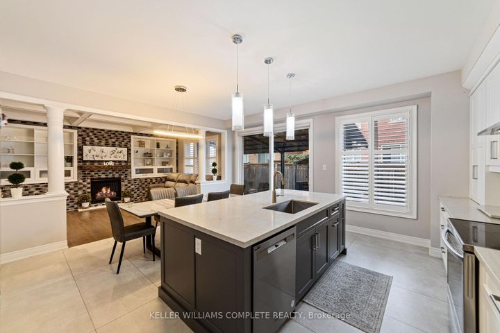 Photo 14 at 24 MACBEAN Crescent, Waterdown, Hamilton