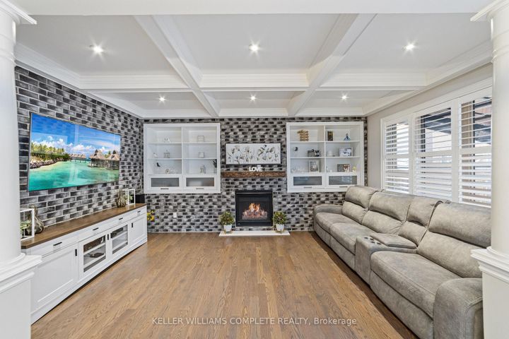 Photo 16 at 24 MACBEAN Crescent, Waterdown, Hamilton