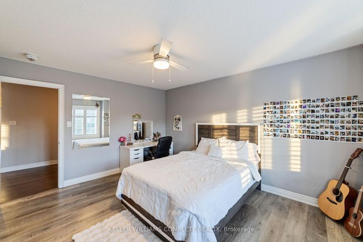 Photo 29 at 24 MACBEAN Crescent, Waterdown, Hamilton