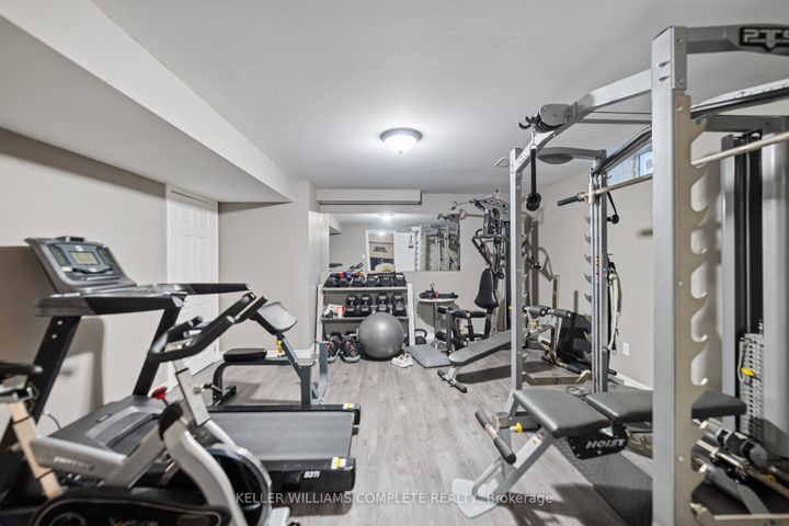 Photo 41 at 24 MACBEAN Crescent, Waterdown, Hamilton