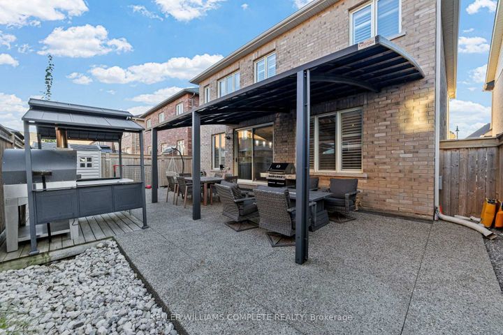 Photo 43 at 24 MACBEAN Crescent, Waterdown, Hamilton