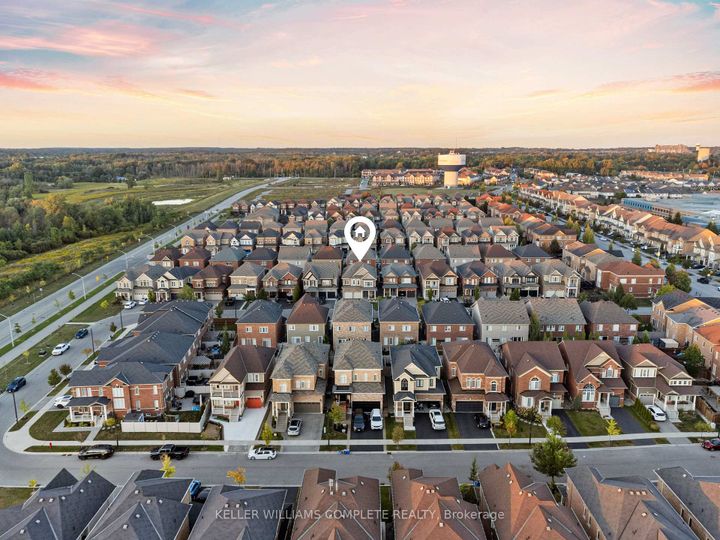 Photo 49 at 24 MACBEAN Crescent, Waterdown, Hamilton