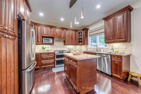 Photo 12 at 2336 Thruxton Drive, JC Joshua Creek, Oakville
