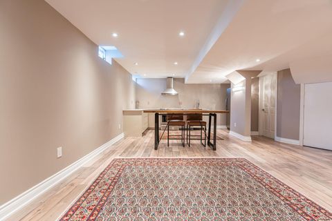 Photo 35 at 20 Altus Park Drive, Patterson, Vaughan
