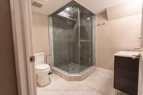 Photo 39 at 20 Altus Park Drive, Patterson, Vaughan