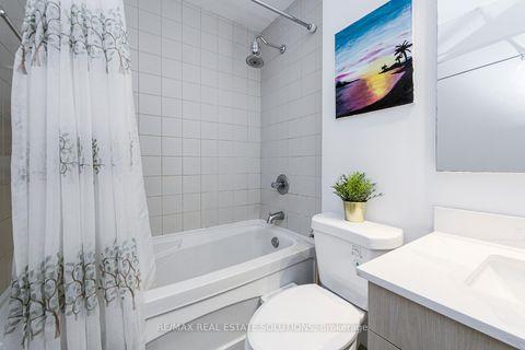 Photo 15 at 1603 - 33 Lombard Street, Yonge Corridor, Toronto Photo 15 at 1603 - 33 Lombard Street, Yonge Corridor, Toronto