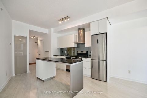 Photo 4 at 607 - 51 East Liberty Street, Niagara, Toronto