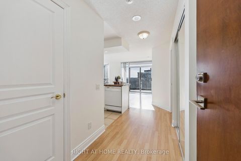 Photo 4 at 1905 - 10 Northtown Way, Willowdale East, Toronto Photo 4 at 1905 - 10 Northtown Way, Willowdale East, Toronto