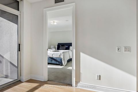 Photo 27 at 1905 - 10 Northtown Way, Willowdale East, Toronto