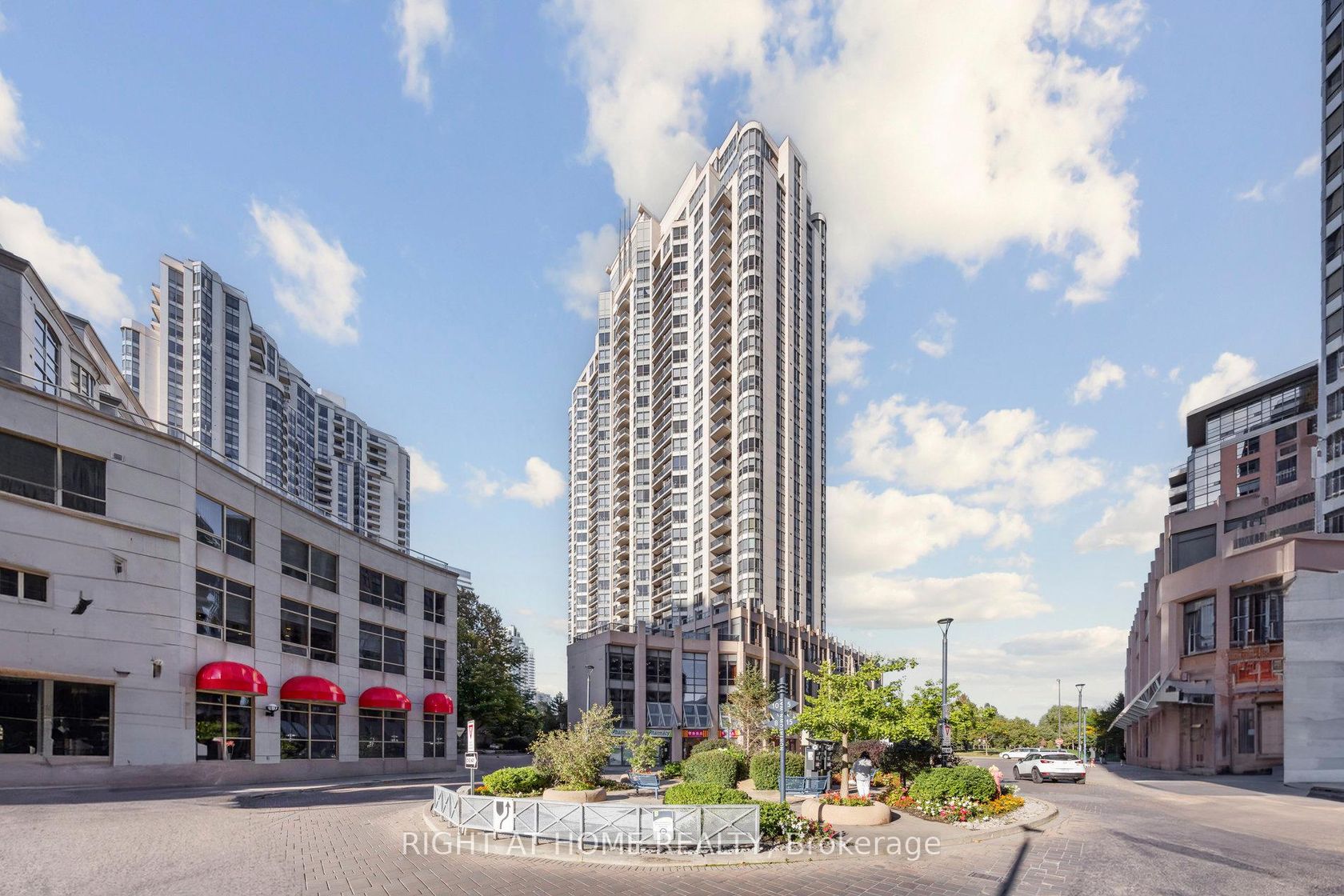 1905 - 10 Northtown Way, Willowdale East, Toronto 