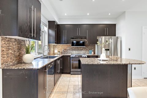 Photo 15 at 6 John Frank Road, East Woodbridge, Vaughan