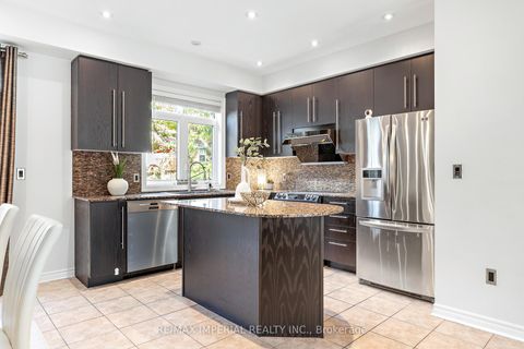 Photo 16 at 6 John Frank Road, East Woodbridge, Vaughan