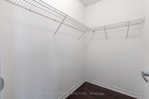 Photo 27 at 6 John Frank Road, East Woodbridge, Vaughan