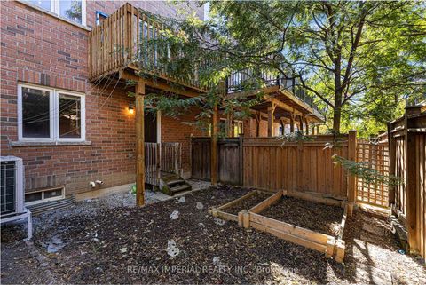 Photo 37 at 6 John Frank Road, East Woodbridge, Vaughan