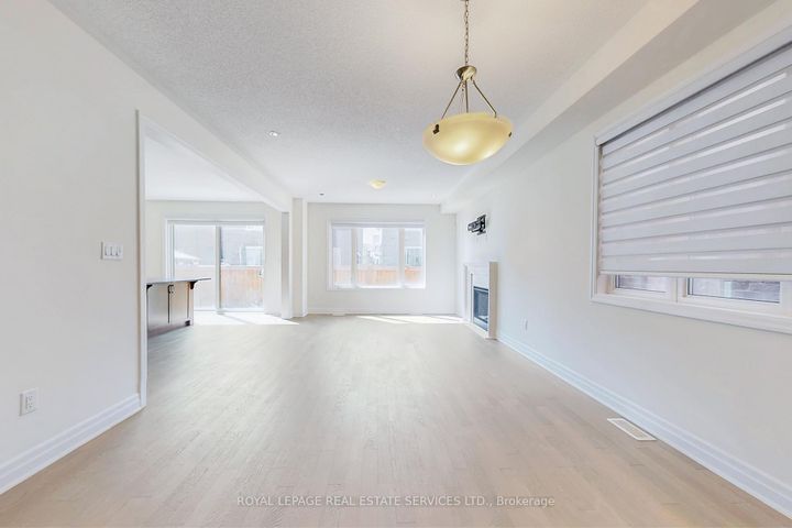 Photo 2 at 1388 Sycamore Garden, CB Cobban, Milton