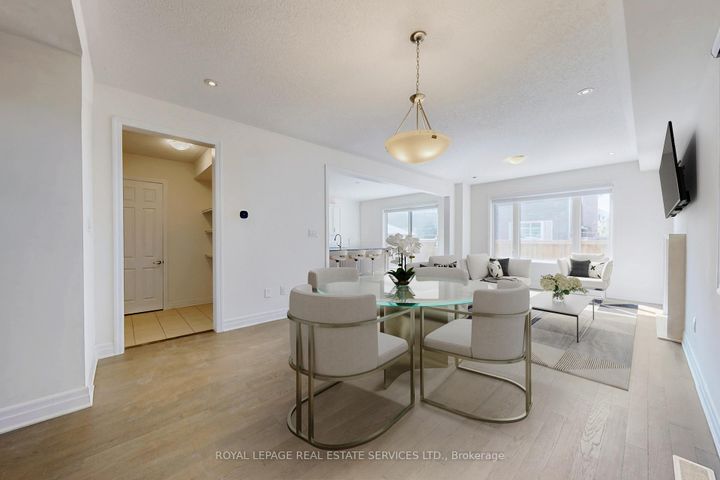 Photo 4 at 1388 Sycamore Garden, CB Cobban, Milton