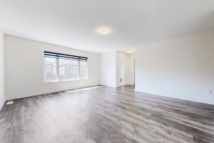 Photo 14 at 1388 Sycamore Garden, CB Cobban, Milton
