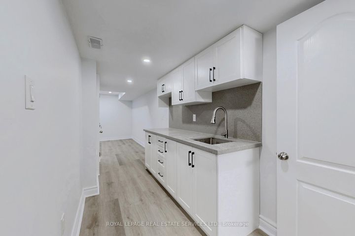 Photo 31 at 1388 Sycamore Garden, CB Cobban, Milton