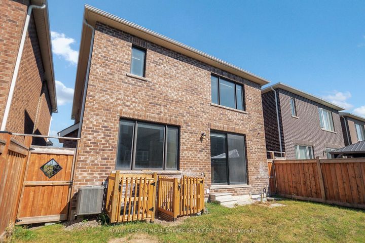 Photo 39 at 1388 Sycamore Garden, CB Cobban, Milton