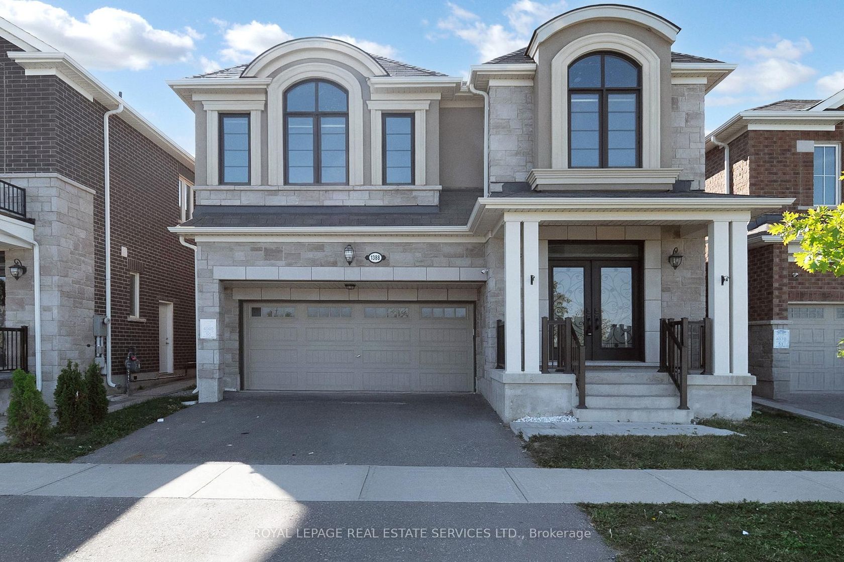 1388 Sycamore Garden, CB Cobban, Milton 2