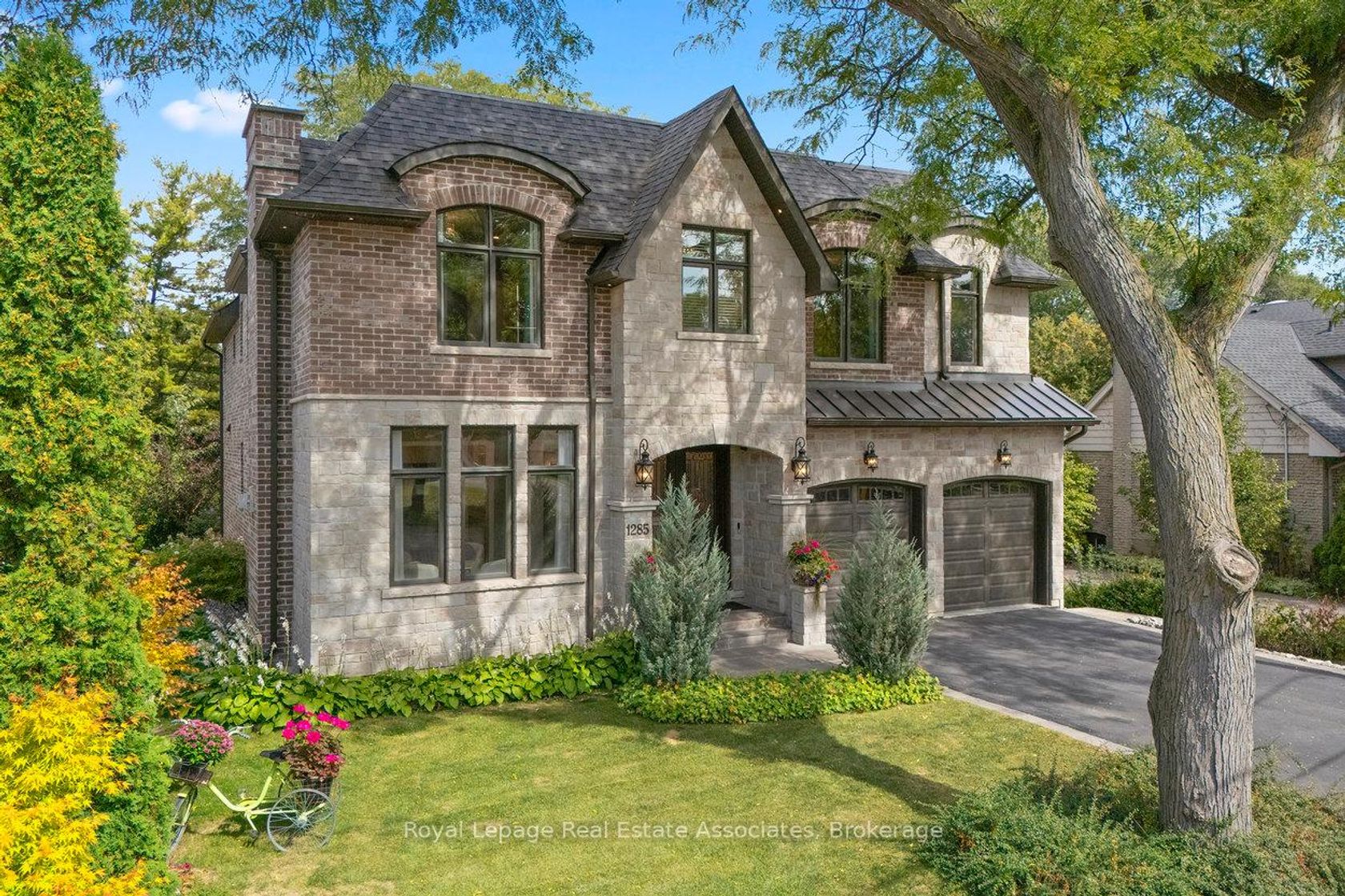 1285 Mineola Gardens, Mineola, Mississauga 