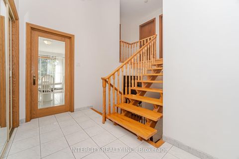 Photo 13 at 26 North Ridge Road, West Woodbridge, Vaughan