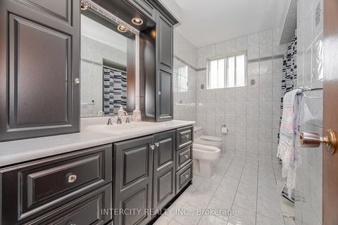 Photo 22 at 26 North Ridge Road, West Woodbridge, Vaughan