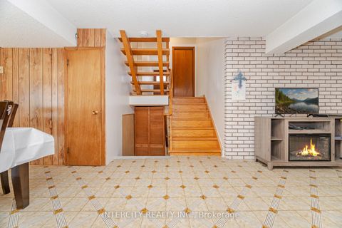 Photo 23 at 26 North Ridge Road, West Woodbridge, Vaughan
