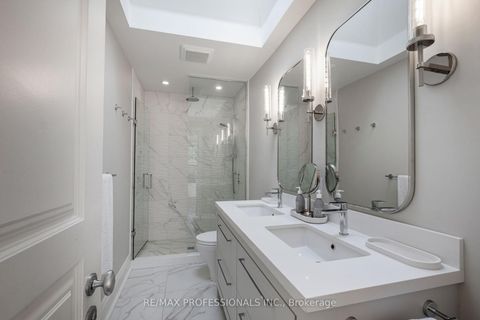 Photo 33 at 80 Kingsway Crescent, Kingsway South, Toronto