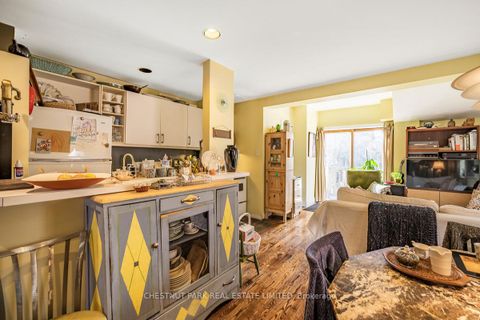 Photo 1 at 657 Davenport Road, Casa Loma, Toronto
