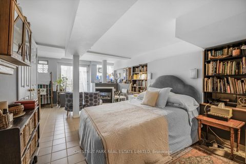 Photo 10 at 657 Davenport Road, Casa Loma, Toronto